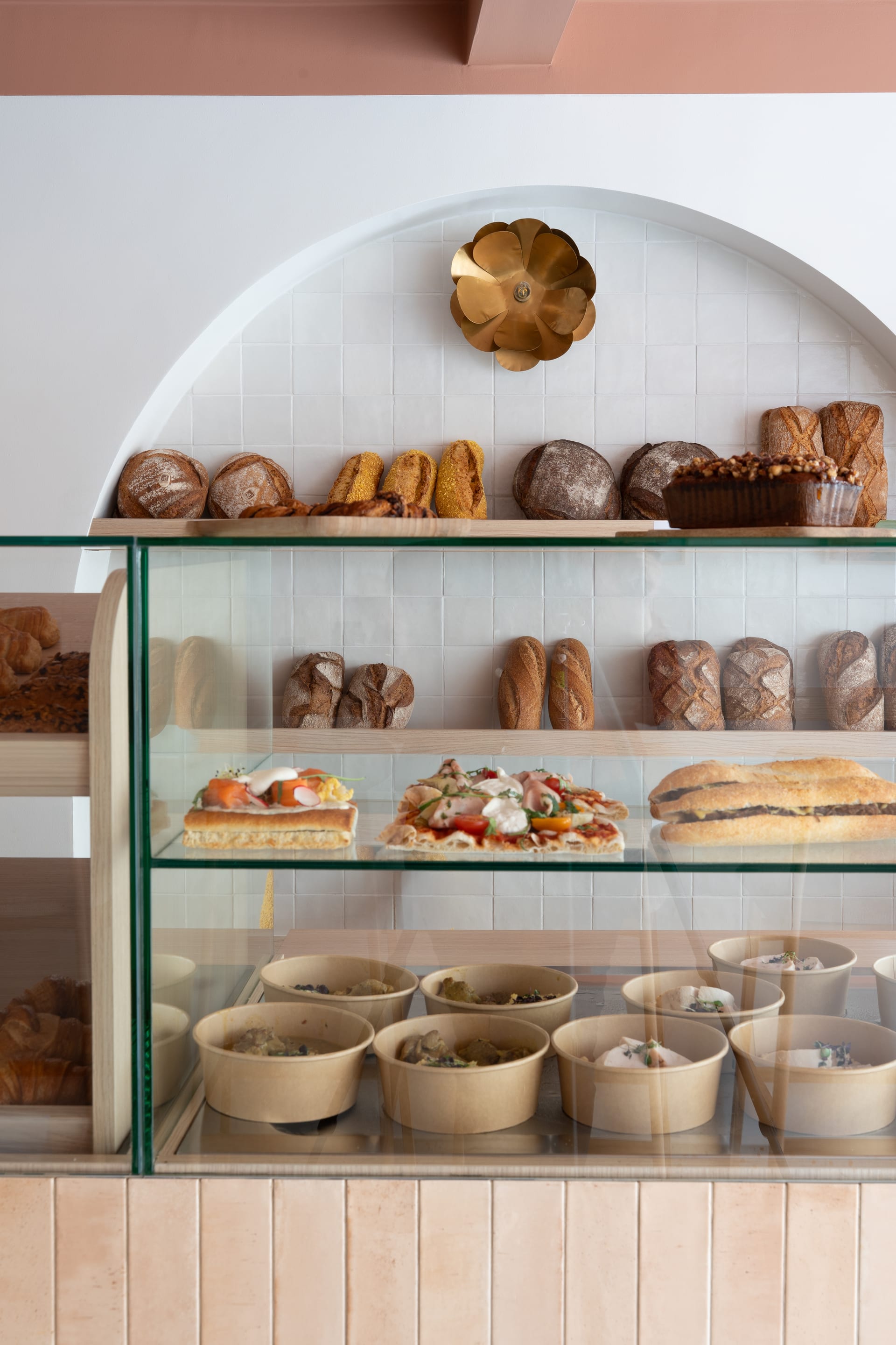 Aménagement de la salle — ambiance conviviale et chaleureuse