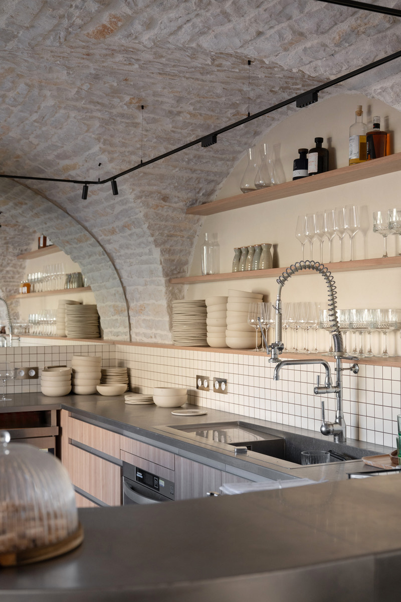 Aménagement restaurant-hôtel Papi à Beaune par Studio Ladoit
